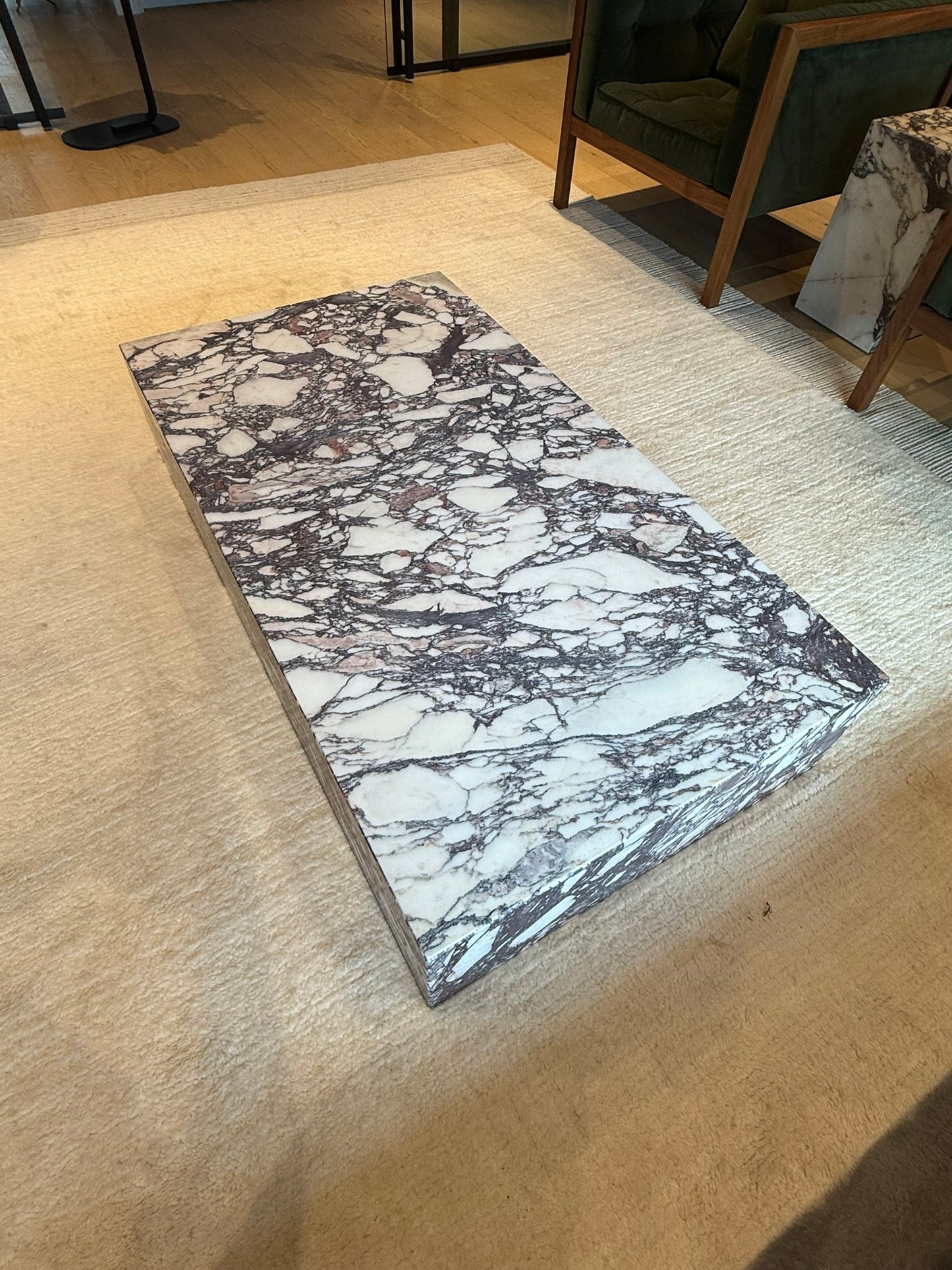 Tables Plinth XL - Audo Copenhaguen