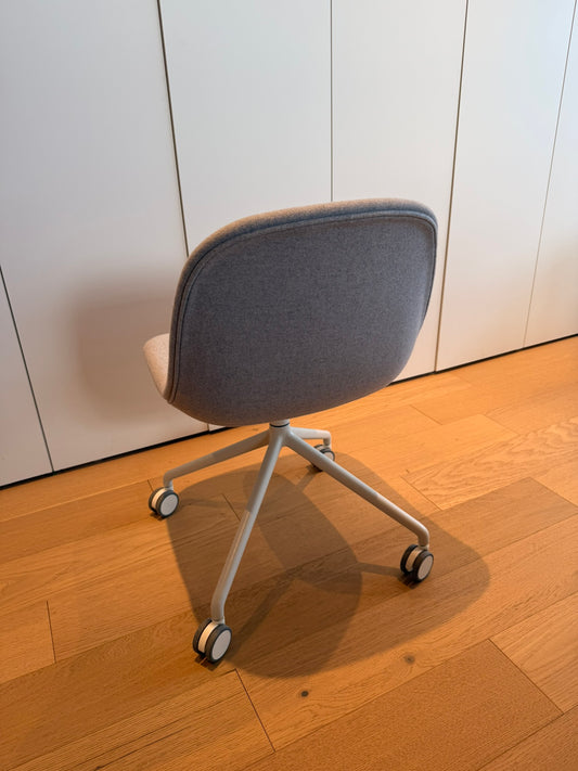 Fiber Side Chair - Base blanche à roulettes