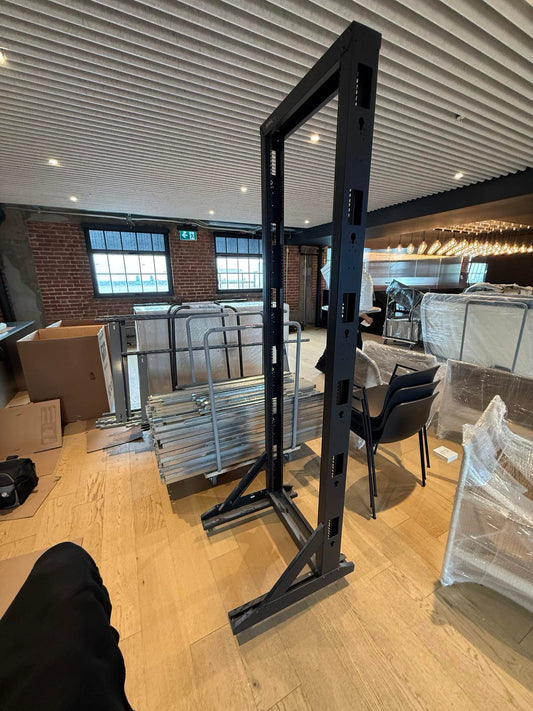 Open Frame Server Rack - Neuf