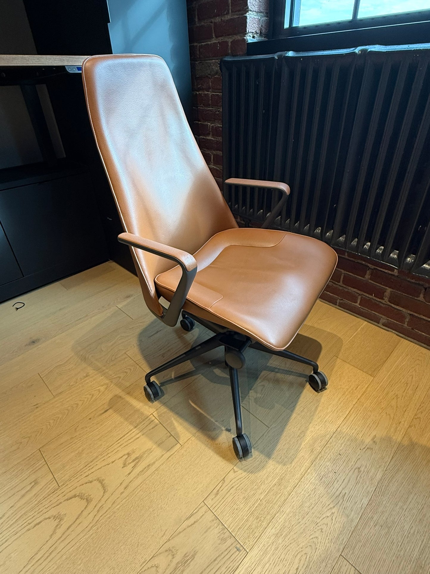 Taper Chair - Geiger