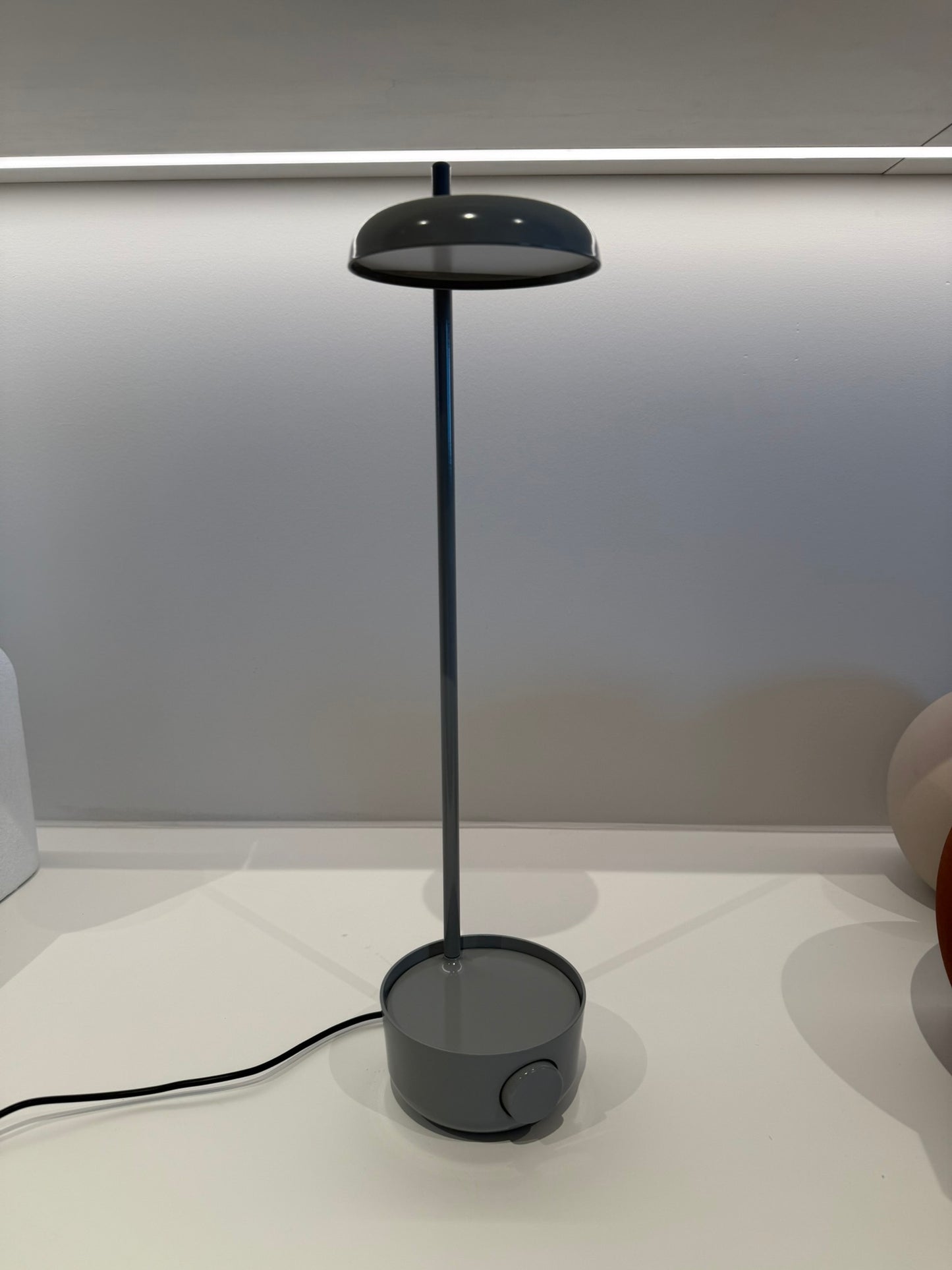 Focal LED Lamp with USB Port