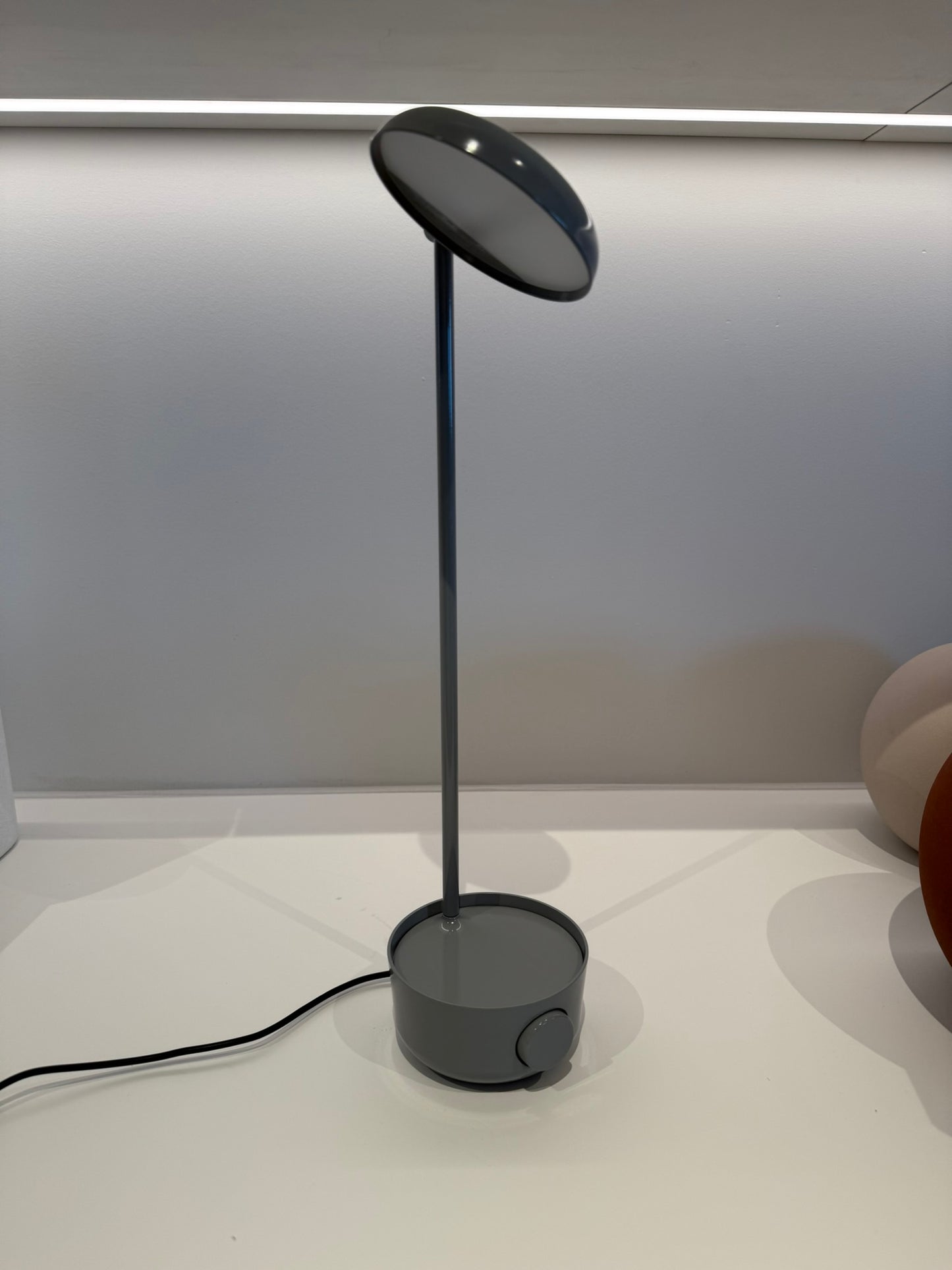 Focal LED Lamp with USB Port