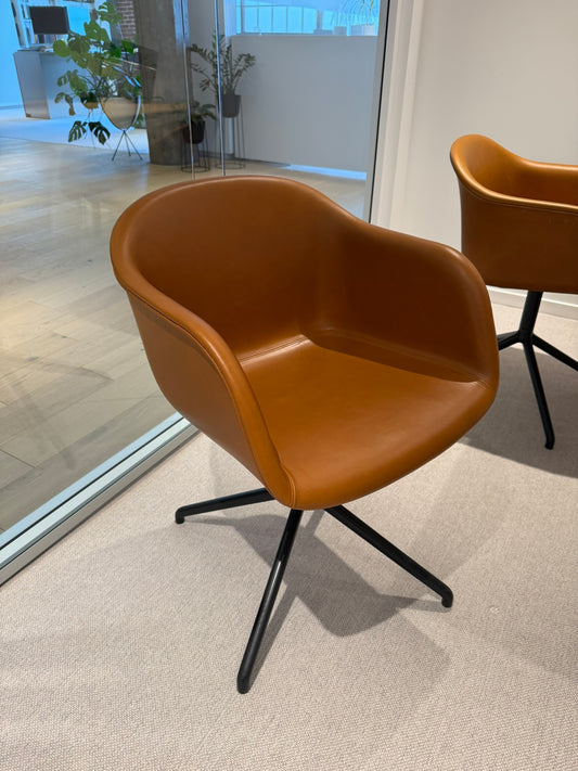 Fiber chair - En cuir cognac