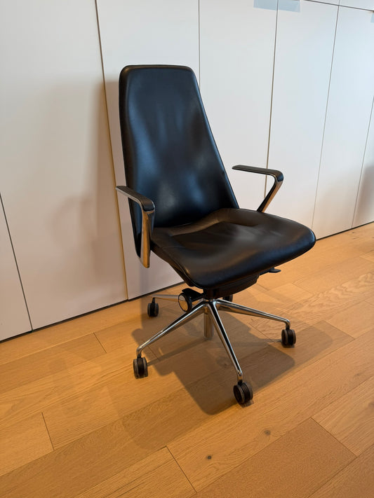Taper Chair - Noire