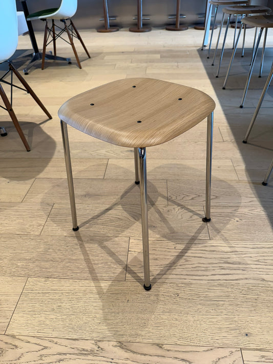 Soft Edge Stool 70 - Pattes métal - hauteur assise 18''