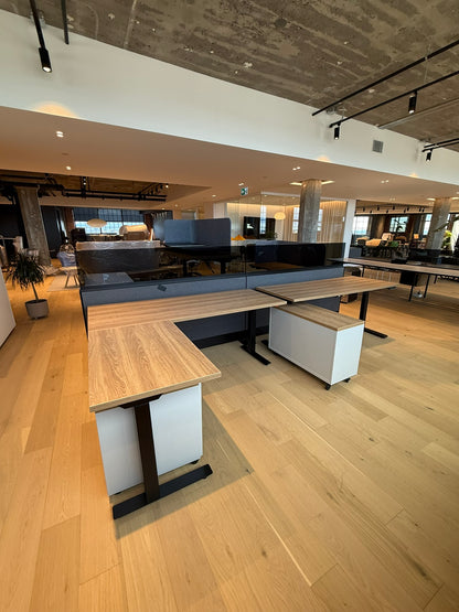 Kit de 4 postes de travail avec tables ajustables - Dividends de Knoll