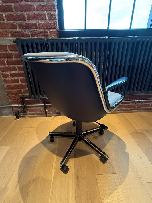 Pollock Executive Chair - Knoll gray leather