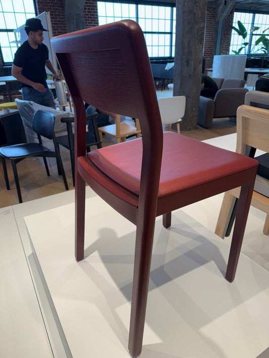 Note Side Chair