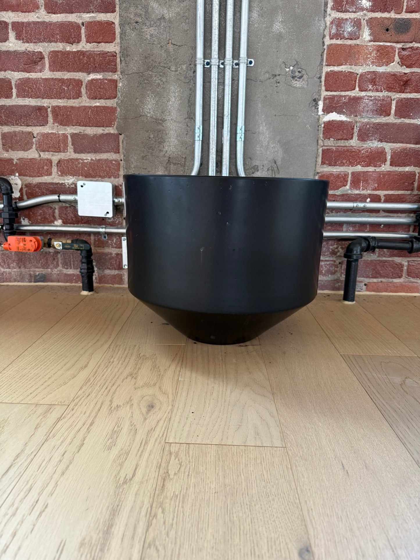 Planter - model two ceramic planter monstruosus M