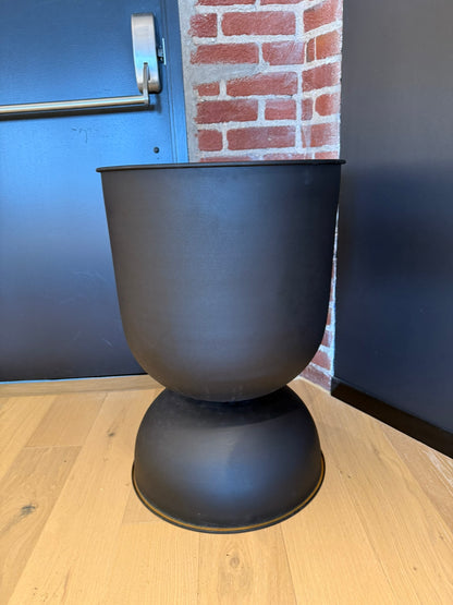 Hourglass Planter - Plusieurs grandeurs