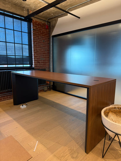 Table communale en U - Headway Herman Miller - Hauteur BAR