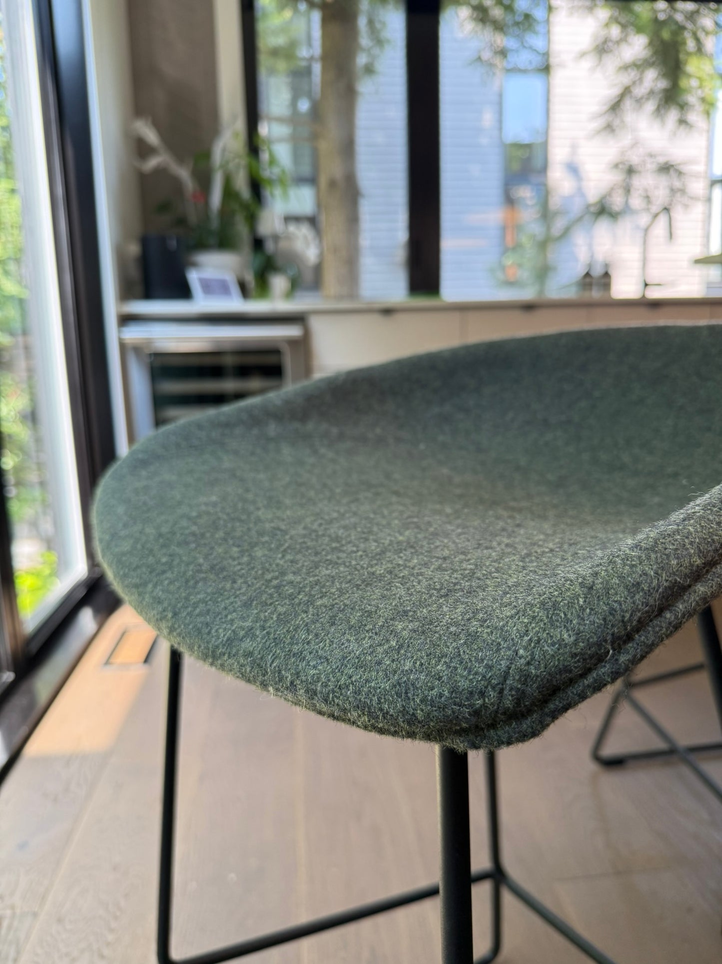 About A Stool - HAY - rembourré Divina olive